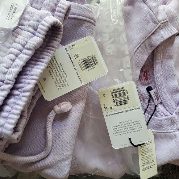 Set Levi's Sweatpants - Picture 6 of 6